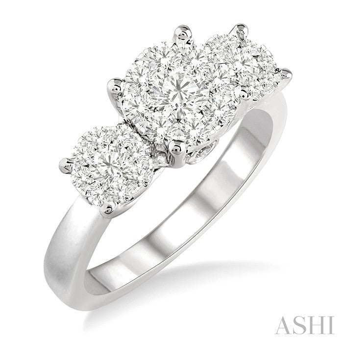 1/2 Ctw Past Present and Future Lovebright Round Cut Diamond Ring in 14K White Gold
