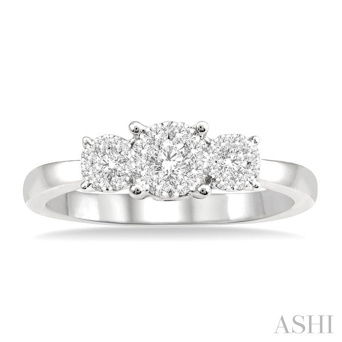 1/3 Ctw Past Present and Future Lovebright Round Cut Diamond Ring in 14K White Gold