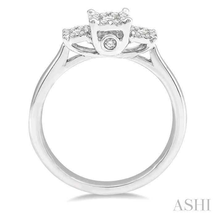 1/3 Ctw Past Present and Future Lovebright Round Cut Diamond Ring in 14K White Gold
