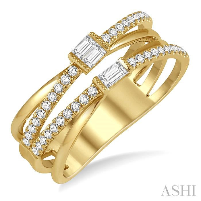 3/8 Ctw Criss-Cross Baguette and Round Diamond Fashion Ring in 14K Yellow Gold