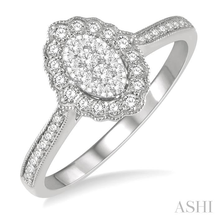 1/3 Ctw Oval Lattice Lovebright Round Cut Diamond Ladies Ring in 14K White Gold