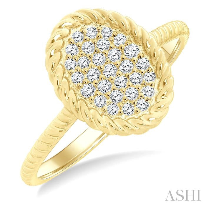 1/5 Ctw Oval Shape Rope Accent Round Cut Diamond Fashion Ring in 10K Yellow Gold