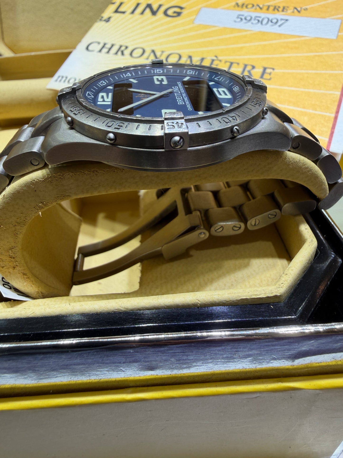 Breitling Aerospace Titanium E75362 – Pre-Owned