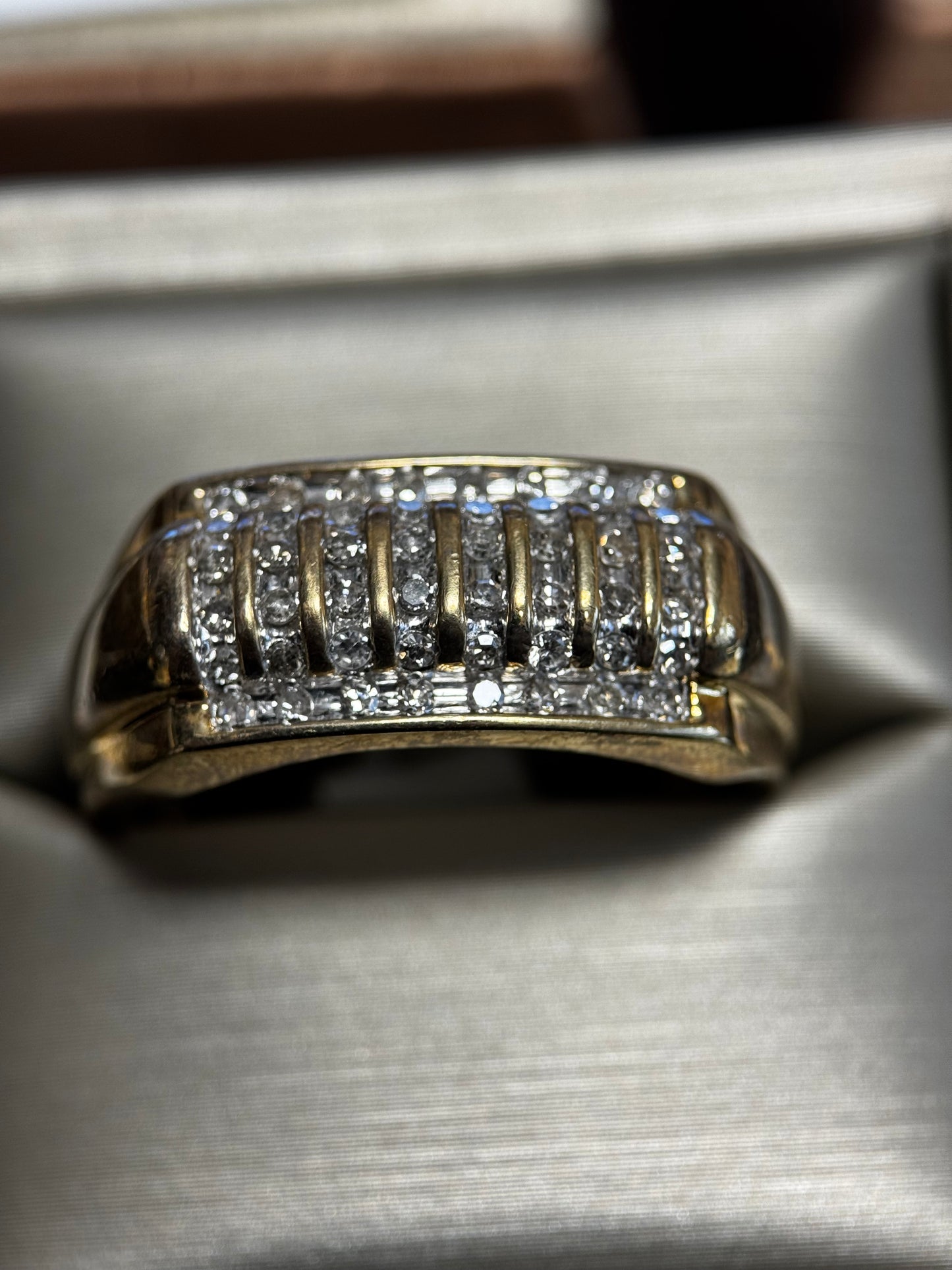 Men's 10K Yellow Gold Wide Diamond Round Cut Band Ring (1/2 ct)