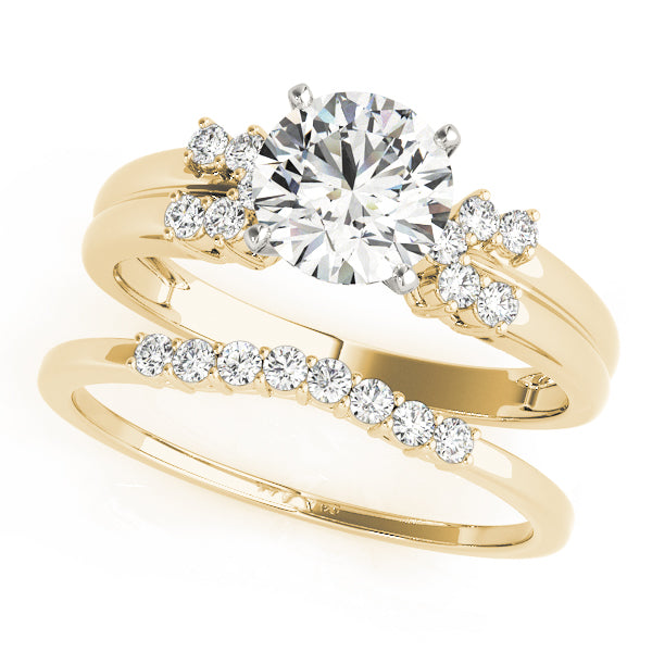 ENGAGEMENT RINGS CLUSTER SIDES