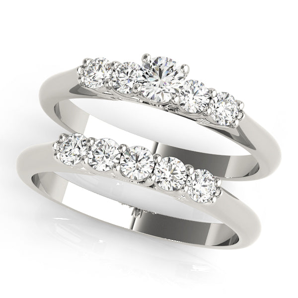 ENGAGEMENT RINGS SINGLE ROW PRONG