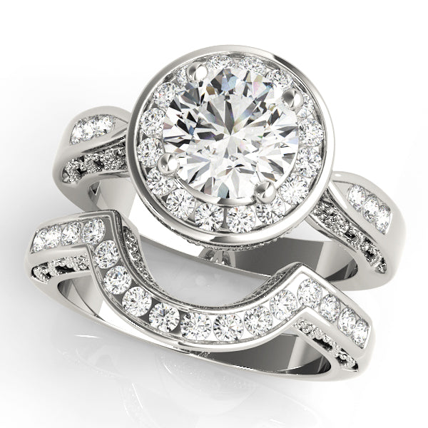 ENGAGEMENT RINGS HALO ROUND