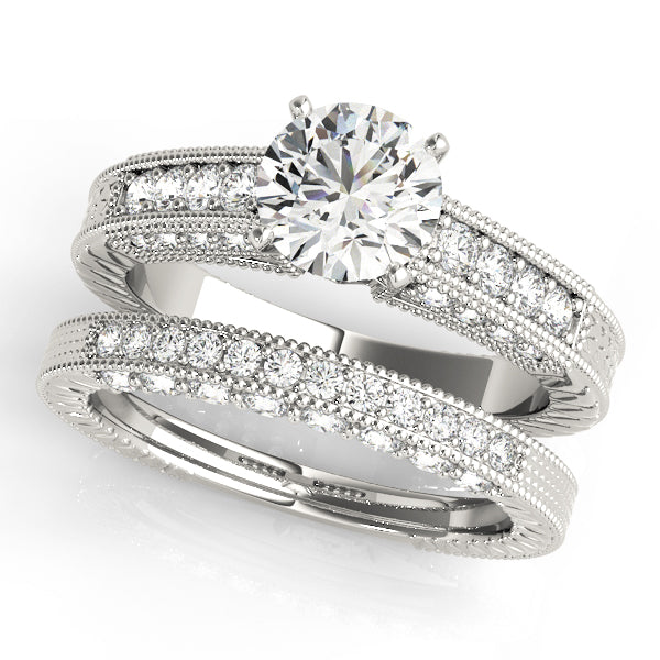 ENGAGEMENT RINGS ANTIQUE