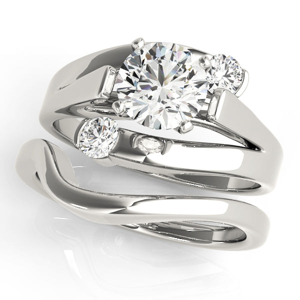 ENGAGEMENT RINGS SOLITAIRES ROUND