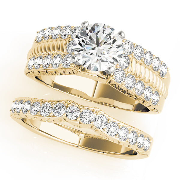 ENGAGEMENT RINGS ANTIQUE