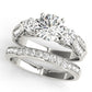 ENGAGEMENT RINGS 3 STONE ROUND