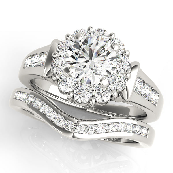 ENGAGEMENT RINGS HALO ROUND