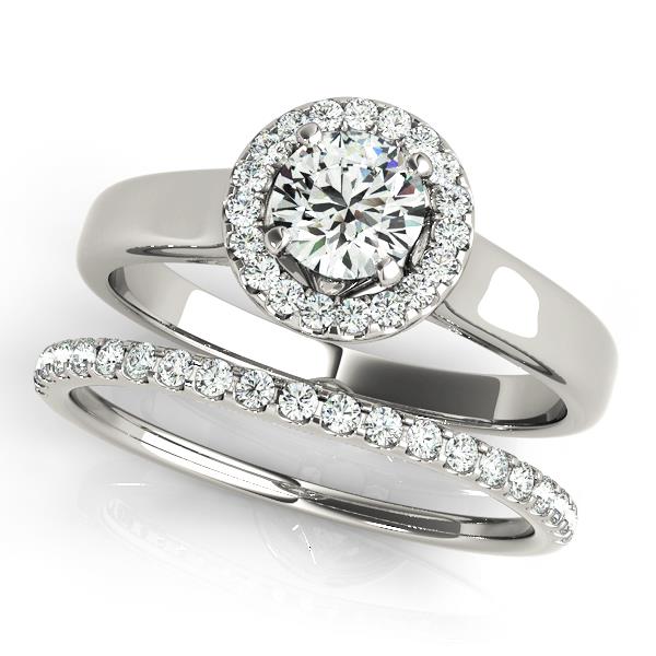 Round Halo Engagement Ring