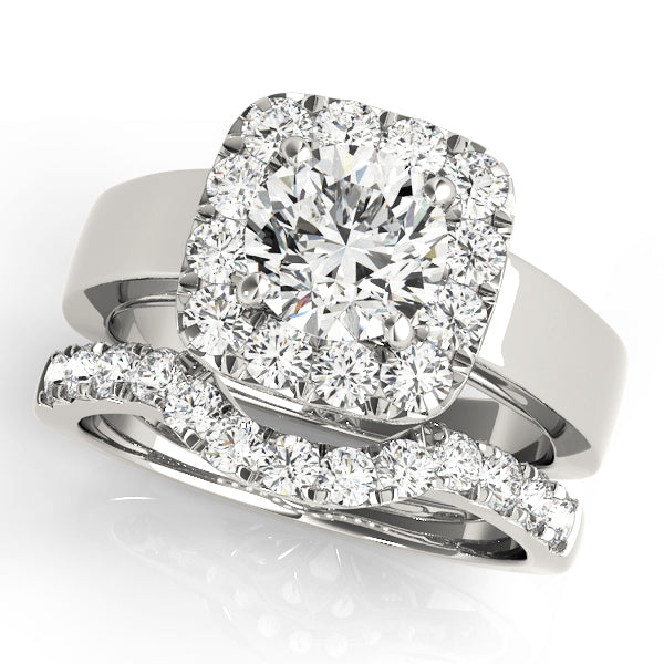 Round Halo Engagement Ring
