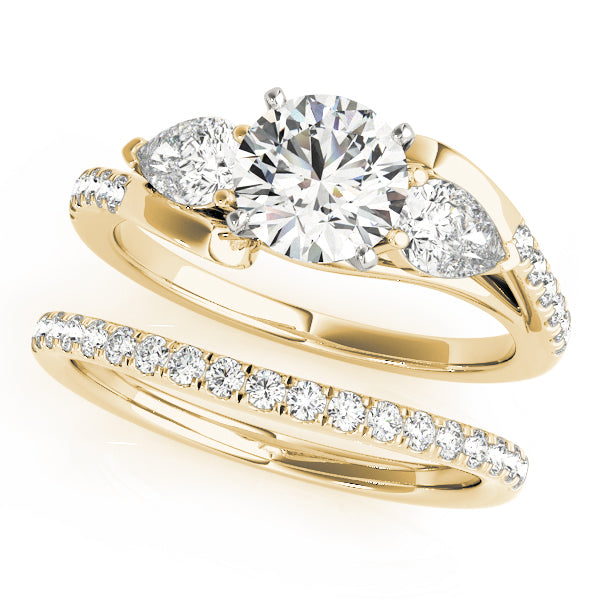 ENGAGEMENT RING