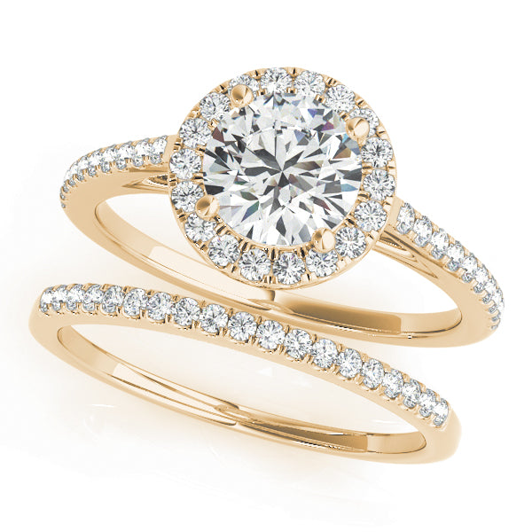 Round Halo Diamond Engagement Ring