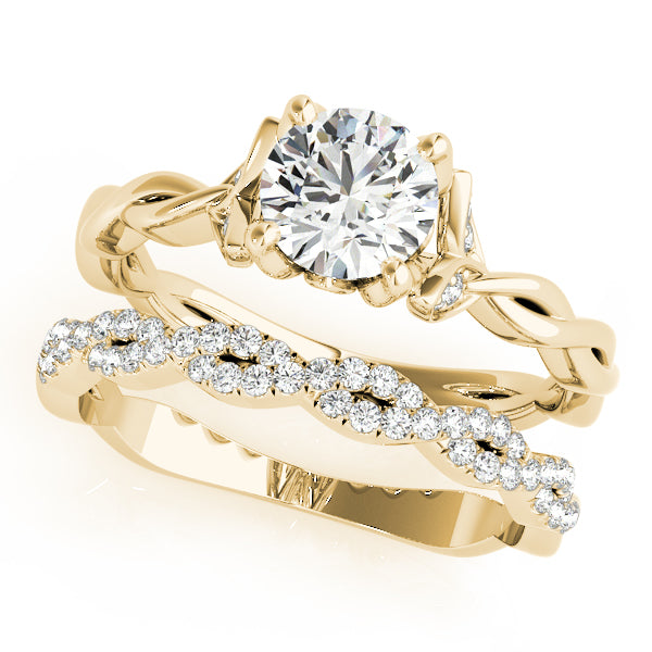 Round Twisting Engagement Ring