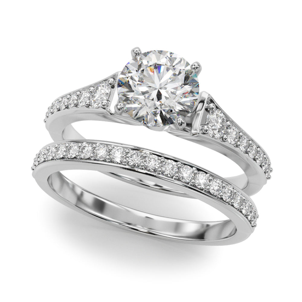 Graduating Single Row Engagement Ring