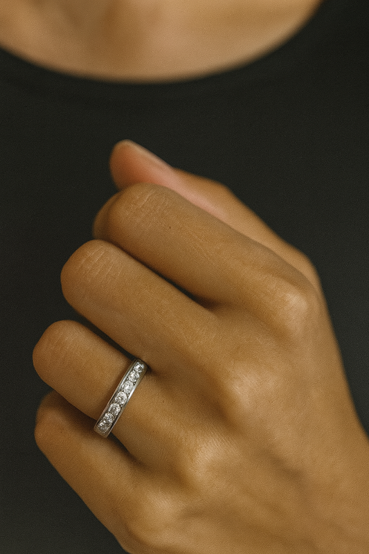 Fabulous 14K White Gold 1/2 Tw Diamond Wedding Band/Ring