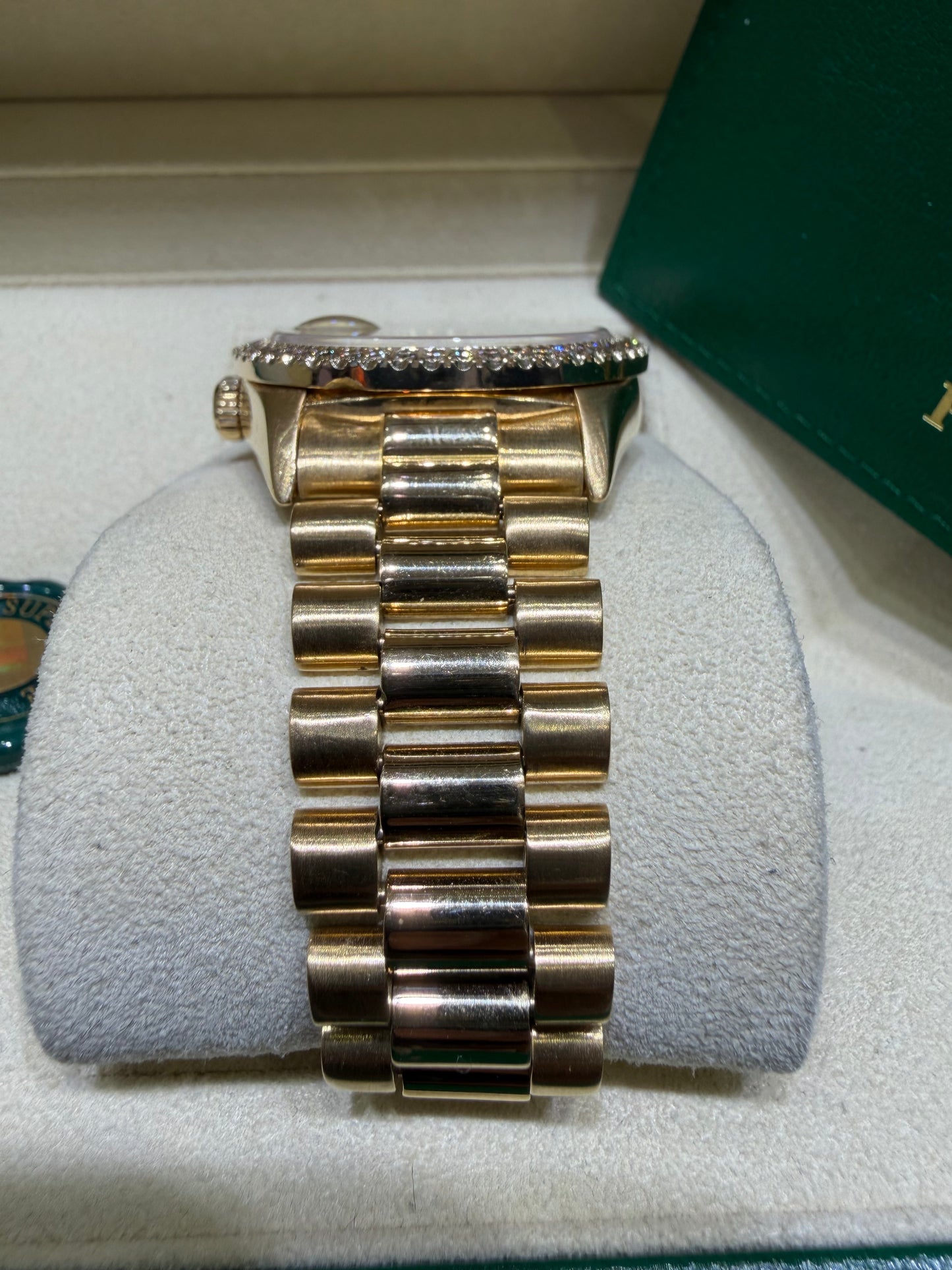 Rolex President Day Date 18038 18k Yellow Gold Gold Diamond Dial
