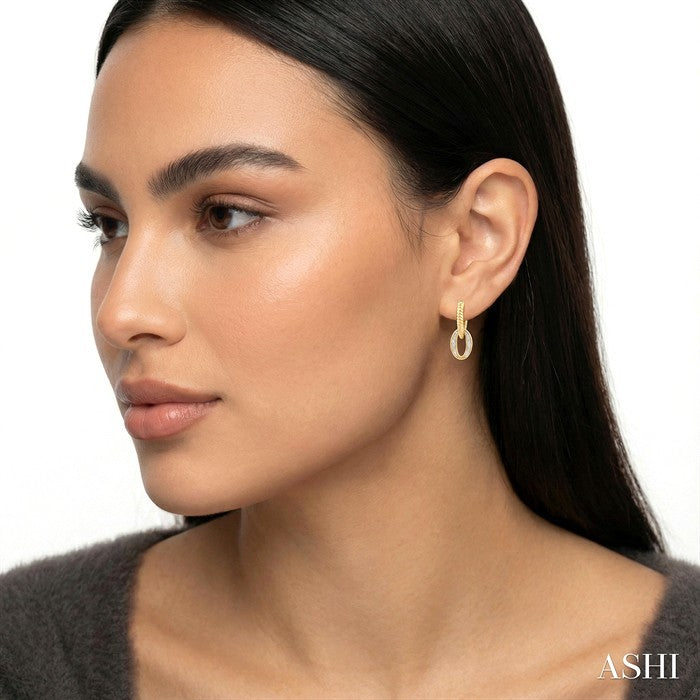 1/4 Ctw Interlocked Rope Round Cut Diamond Fashion Earrings in 10K Yellow Gold