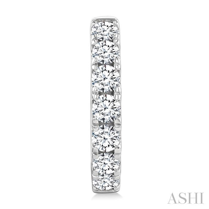 1 1/2 Ctw Round Cut Diamond Hoop Earrings in 14K White gold