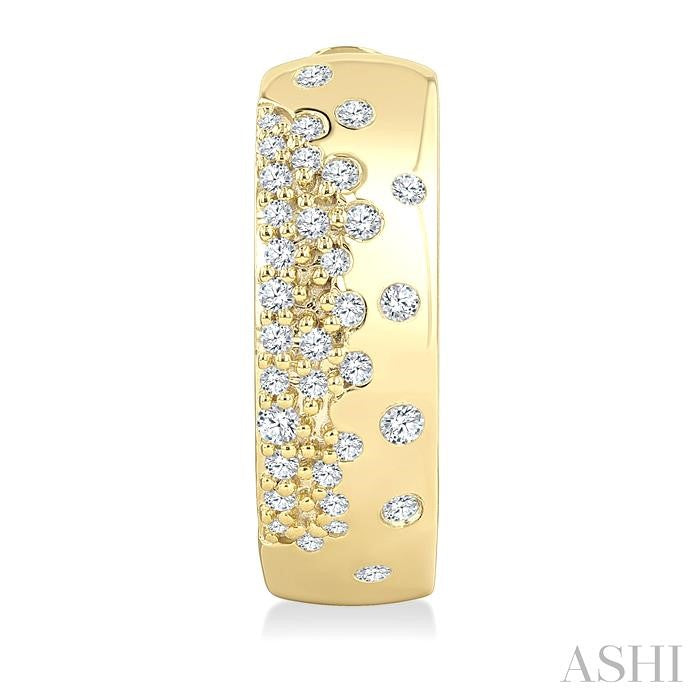 1/3 Ctw Round Cut Diamond Mosaic Hoop Earrings in 10K Yellow Gold