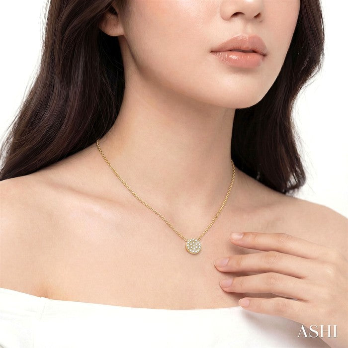 1/8 Ctw Disc Shape Round Cut Diamond Petite Fashion Pendant With Chain in 10K Yellow Gold