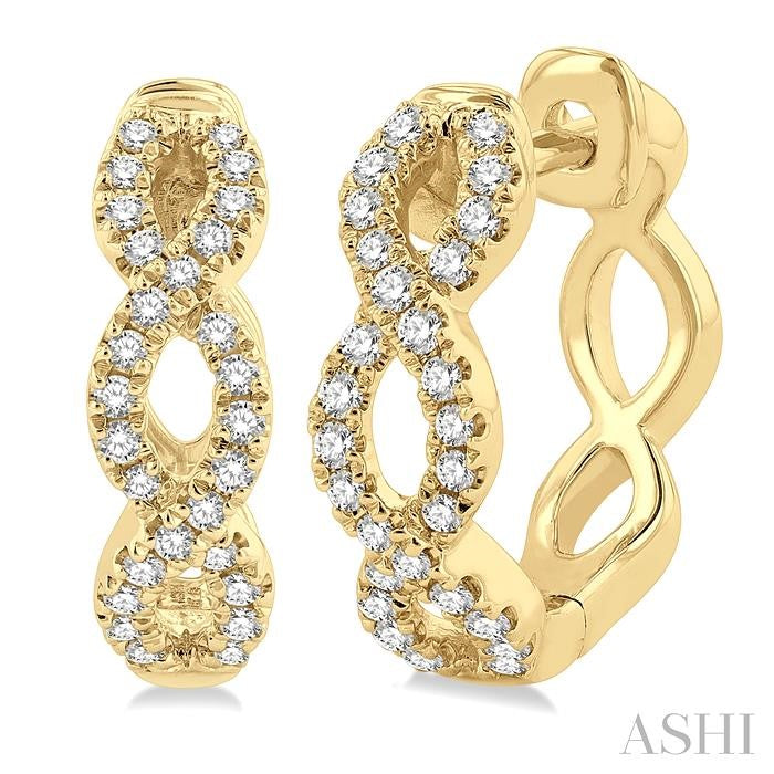 1/4 Ctw Petite Twisted Round Cut Diamond Fashion Huggies in 10K Yellow Gold