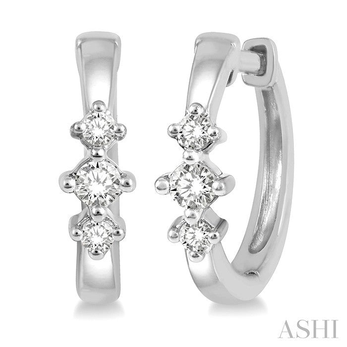 1/6 Ctw Three Stone Round Cut Diamond Past Present and Future Huggie Petite Earrings in 10K White Gold