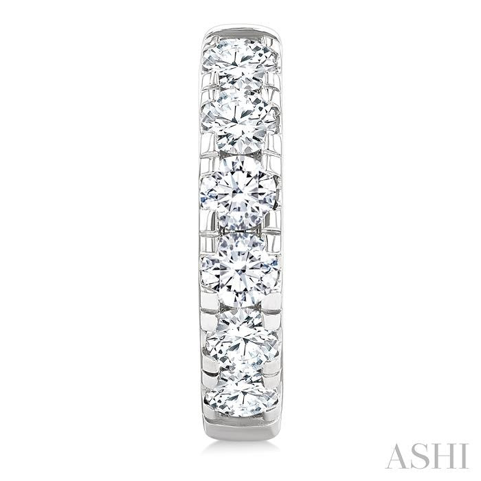 1 1/2 Ctw Round Cut Diamond Hoop Earrings in 14K White Gold