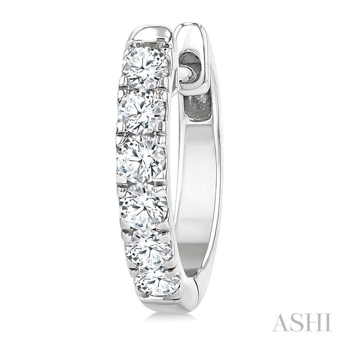 1/2 Ctw Round Cut Diamond Hoop Earrings in 14K White Gold