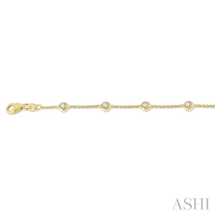 3/4 Ctw Circular Mount Round Cut Diamond Station Bracelet in 14K Yellow Gold