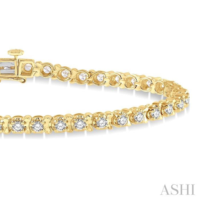 2 Ctw Round Cut Diamond Tennis Tulip Bracelet in 14K Yellow Gold