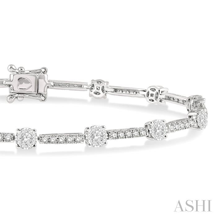 1 3/4 Ctw Lovebright Round Cut Diamond Bar Tennis Bracelet in 14K White Gold