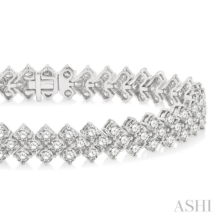 10 Ctw Chevron Link Round Cut Diamond Tennis Bracelet in 14K White Gold