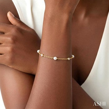 3 MM Round Shape Cultured Pearl and 1/20 Ctw Round Cut Diamond Fashion Station Bracelet in 14K Yellow Gold