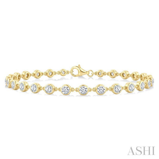 2 Ctw Bezel Set Round Cut Diamond Station Bracelet in 14K Yellow Gold