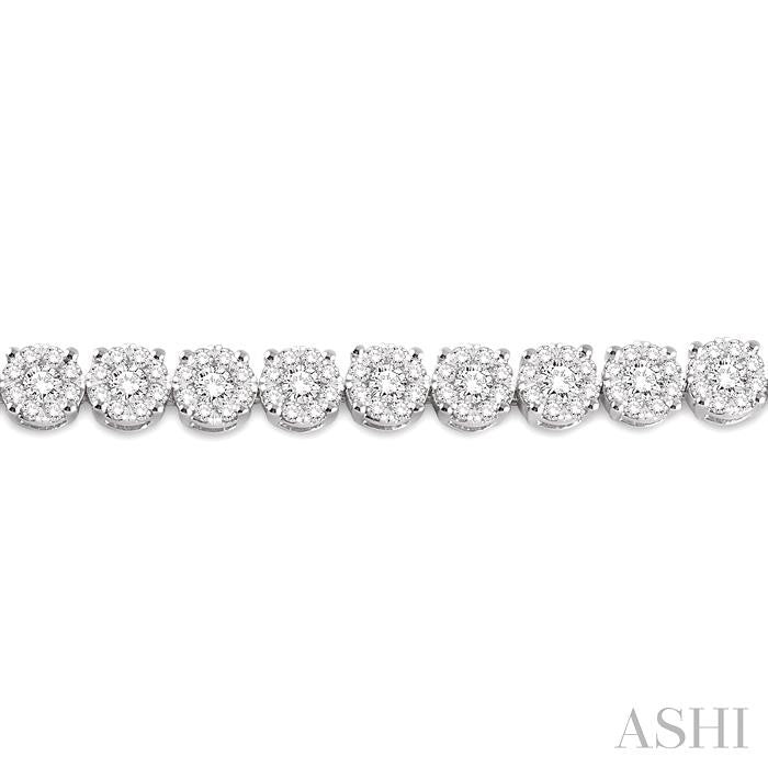 7 Ctw Round Cut Diamond Lovebright Tennis Bracelet in 14K White Gold