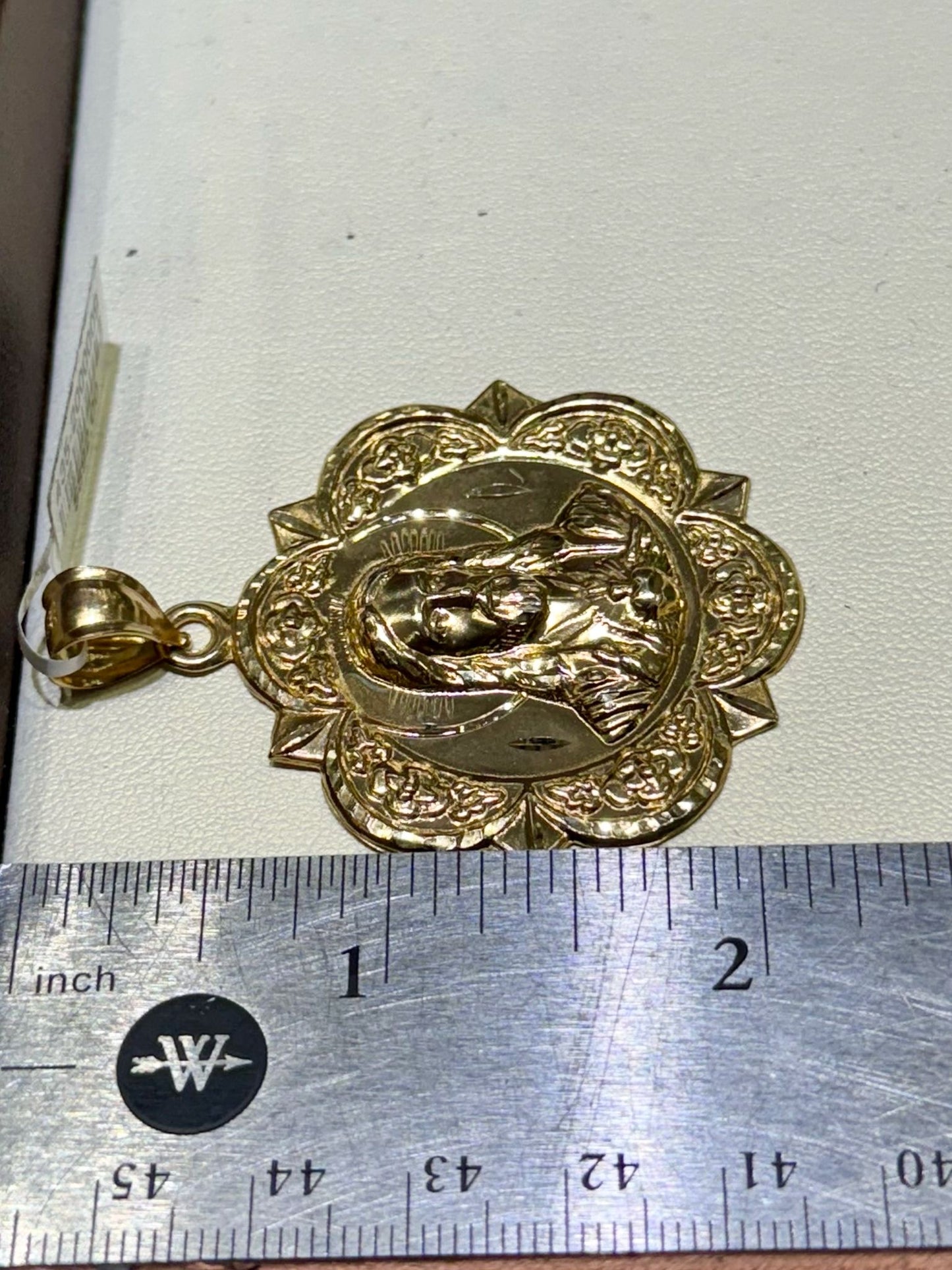 10k yellow gold Jesus pendant