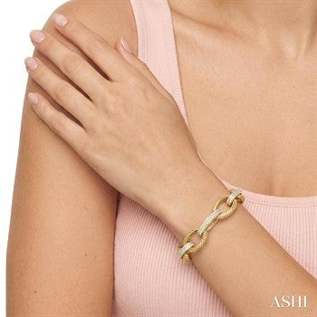 3 Ctw Open Window Oval Link Round Cut Diamond Aeris Gold Bold Bracelet in 14K Yellow Gold
