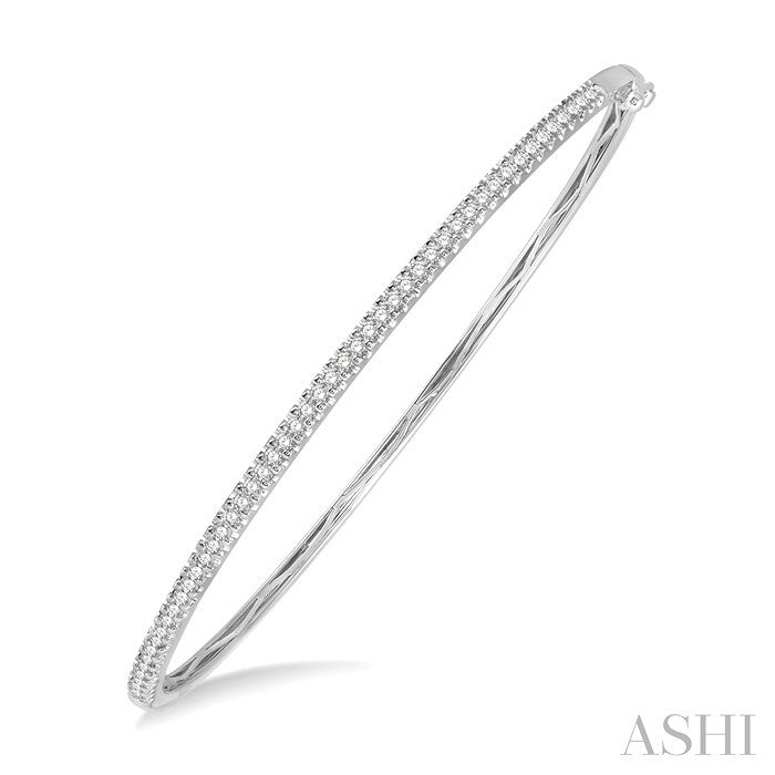 1/2 Ctw Slim Round Cut Diamond Bangle in 14K White Gold