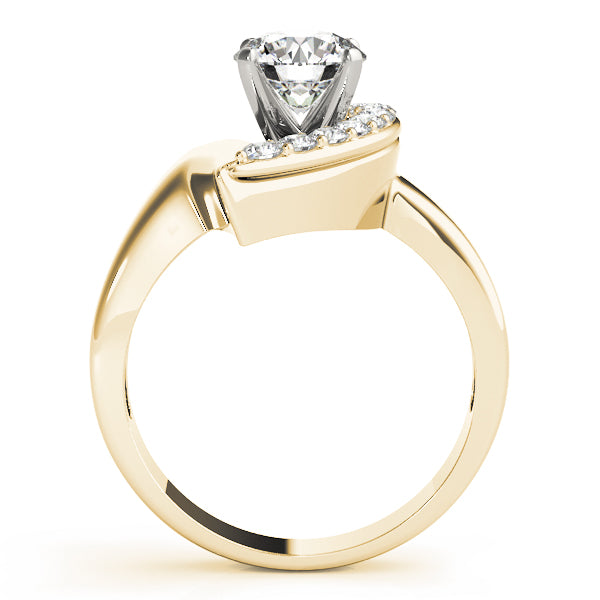 Single Row Prong Set Engagement Ring