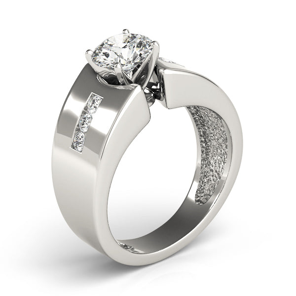 Classic Style Solitaire Engagement Rings