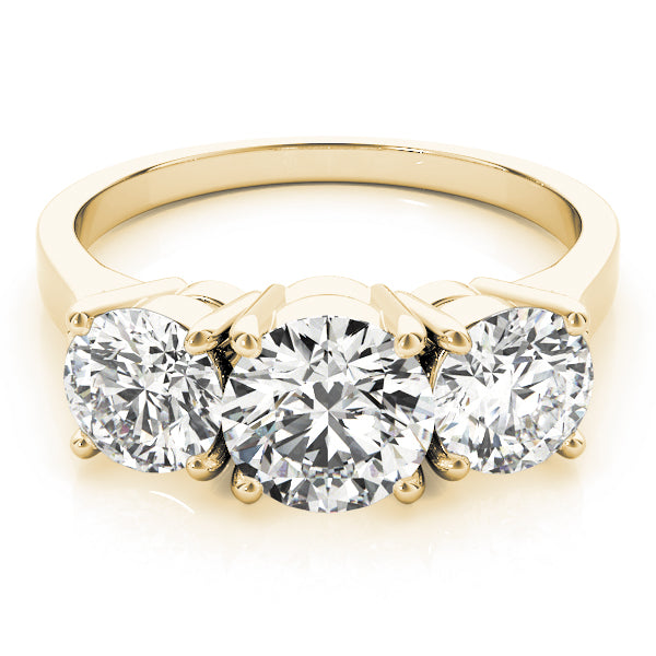 3-Stone Round Engagement Ring