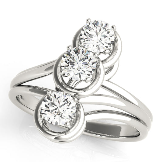3-Stone Round Engagement Ring