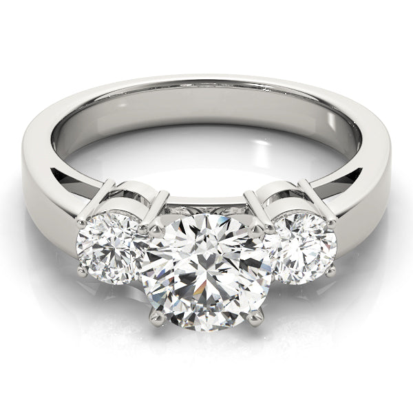 3-Stone Round Engagement Ring