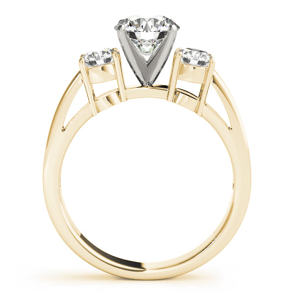 3-Stone Round Engagement Ring