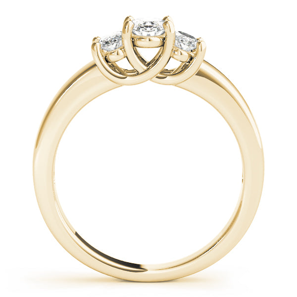 ENGAGEMENT RINGS 3 STONE OVAL