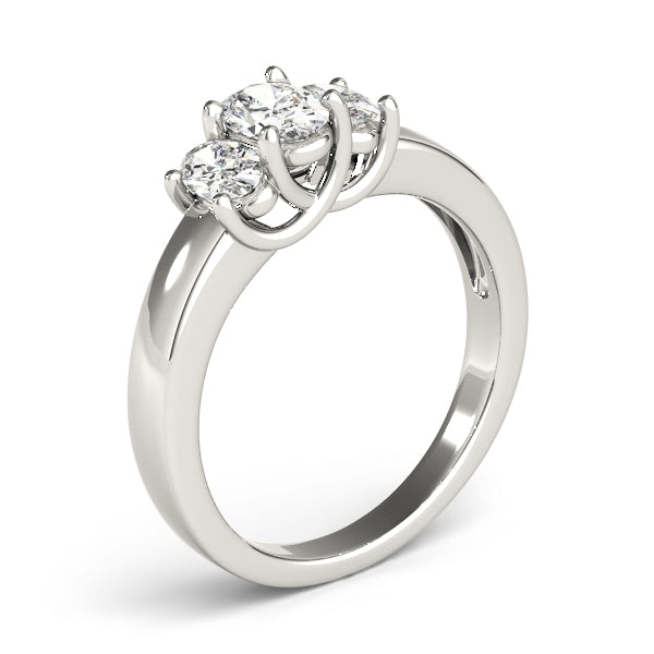 ENGAGEMENT RINGS 3 STONE OVAL